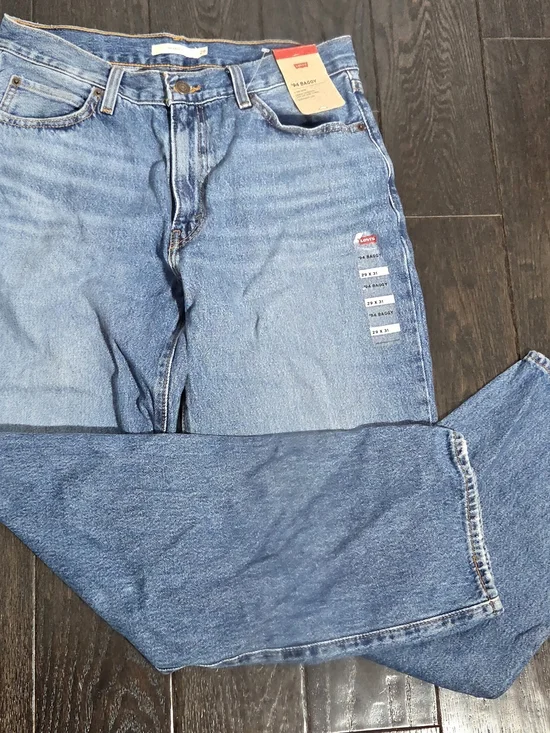 Levi's 94 Baggy Mid-rise Loose Through Hips & Thighs Straight Leg 29x31 NWT - Picture 2 of 9